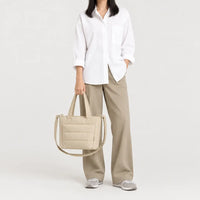 Sac cabas à bandoulière rembourrée - beige