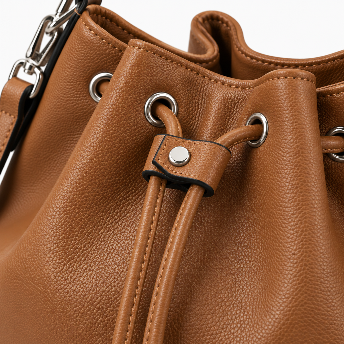 Sac seau femme en cuir plissé - marron