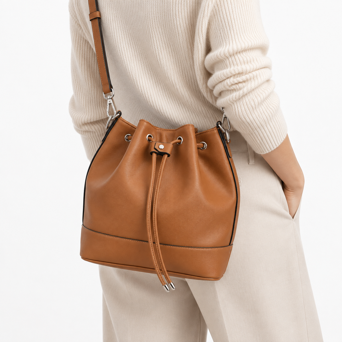 Sac seau femme en cuir plissé - marron