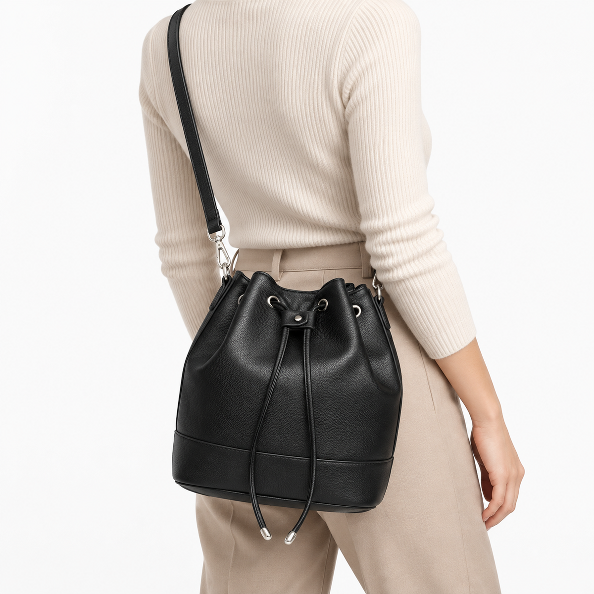 Sac seau femme en cuir plissé - noir