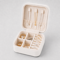Boîte à bijoux de voyage en cuir