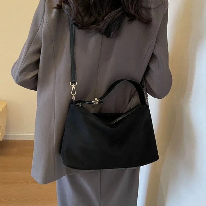 Sac à main femme texturé