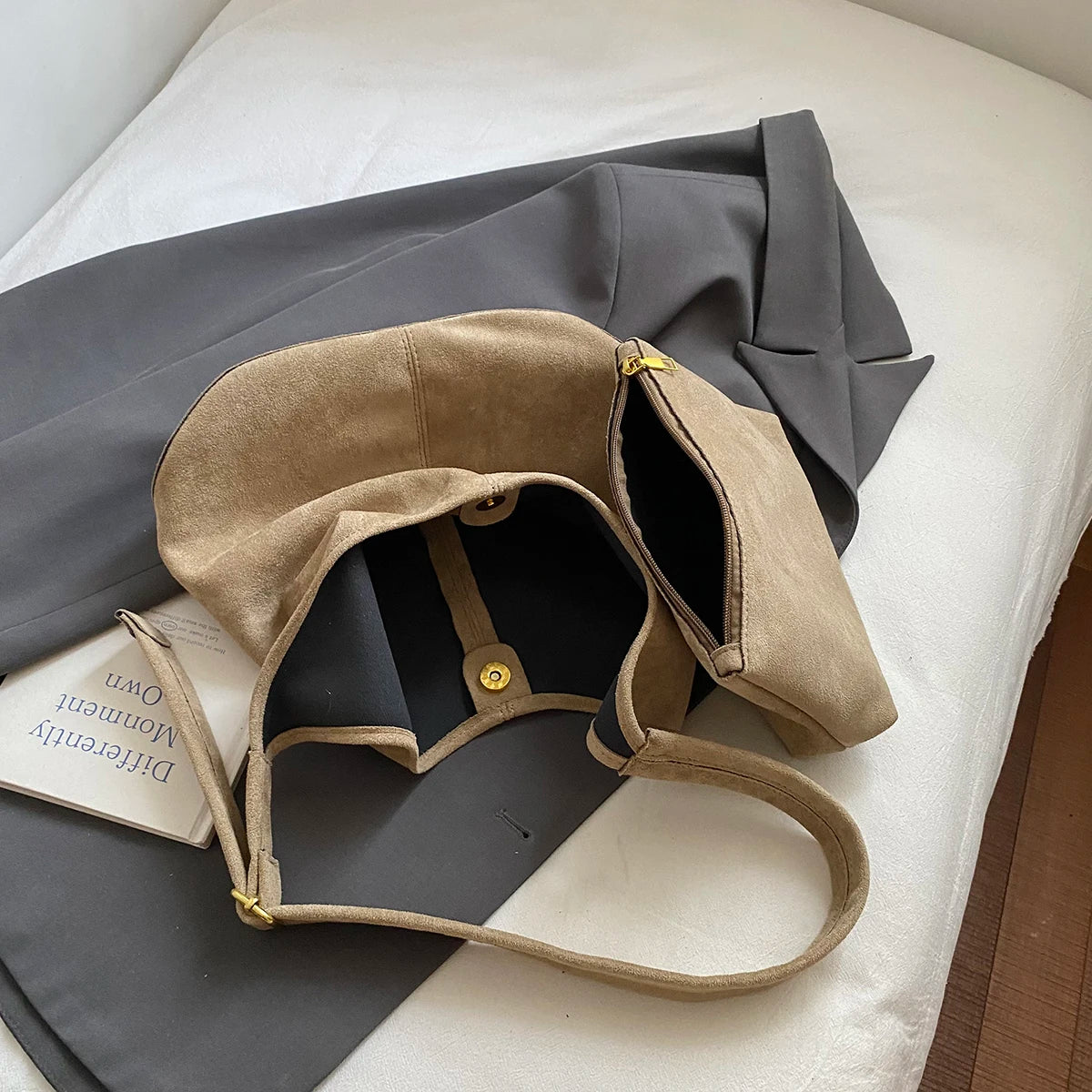Sac hobo femme en simili cuir
