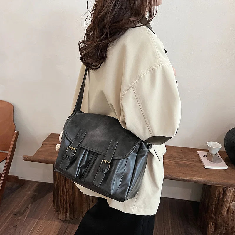 Sac bandoulière femme à double fermeture