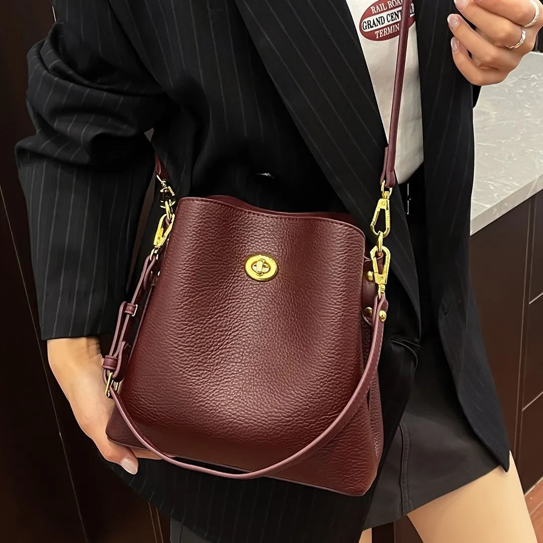 Sac seau femme en simili cuir