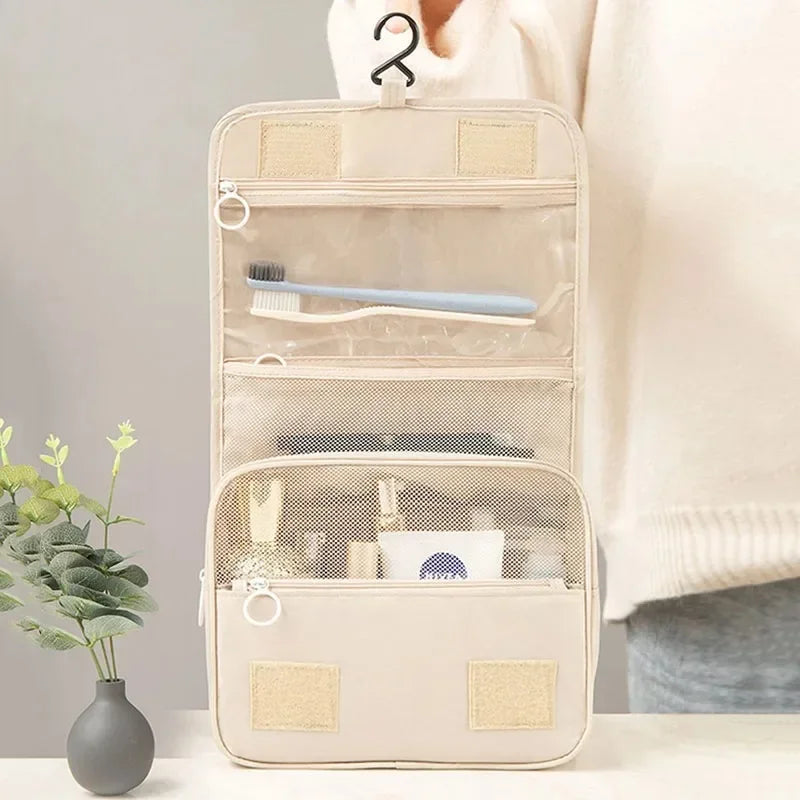 Trousse de toilette femme à crochet