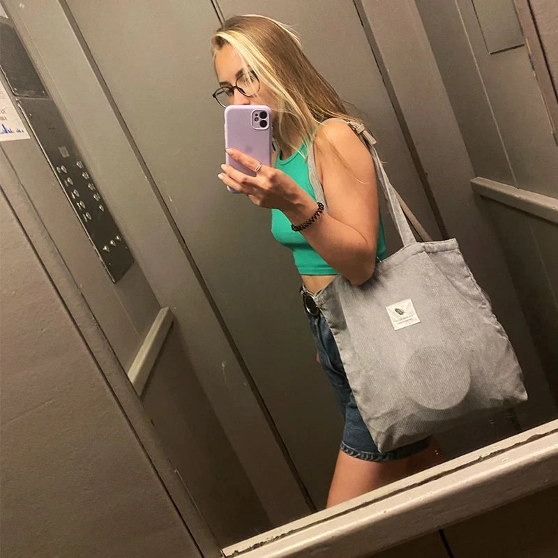 Sac cabas en velours côtelé