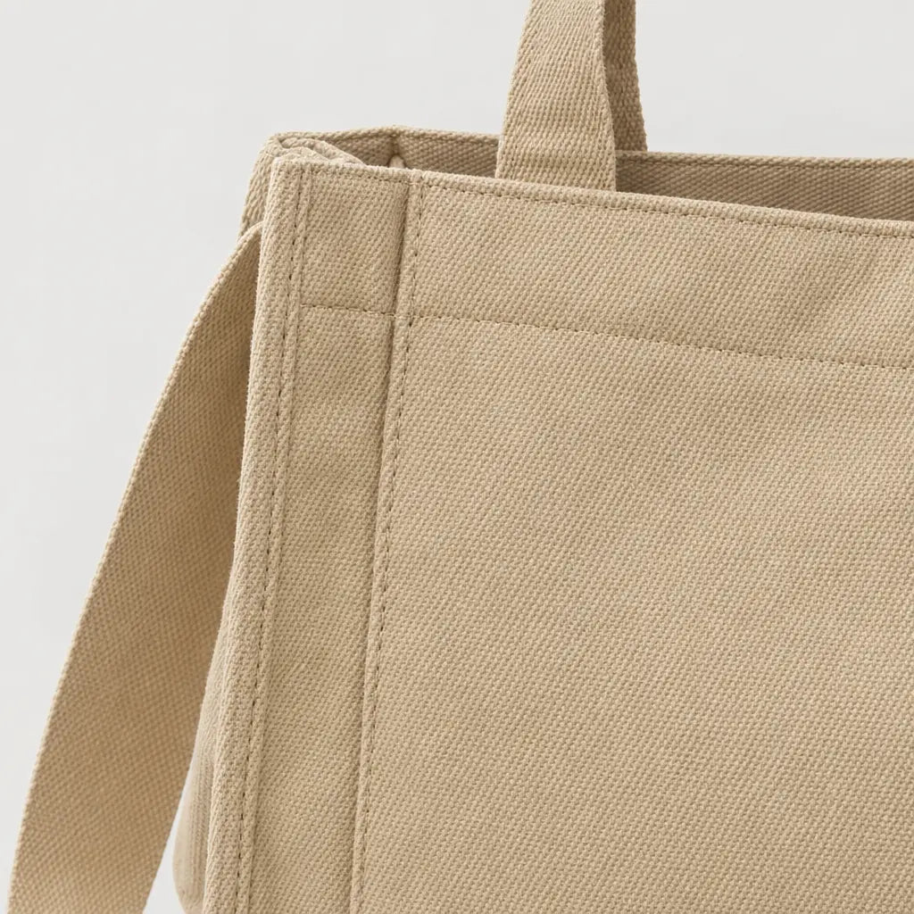 Sac bandoulière carré en velours côtelé - beige - 4 macro